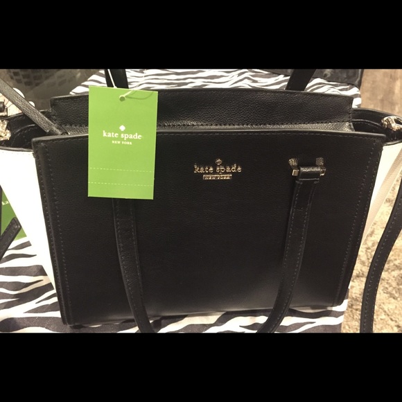 Kate Spade Handbags - ✨Brand New Classy Kate Spade Purse ✨